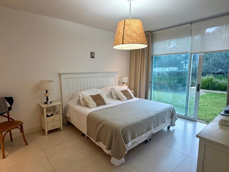 Departamento en alquiler sobre Ruta 10 en Manantiales próximo a Bikini Beach